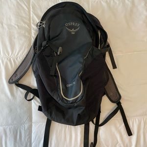 Osprey daylight backpack never used - new without tags